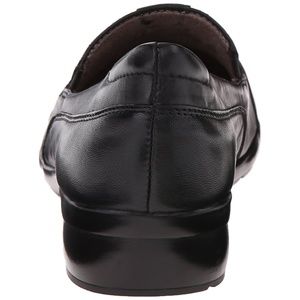 naturalizer channing loafer
